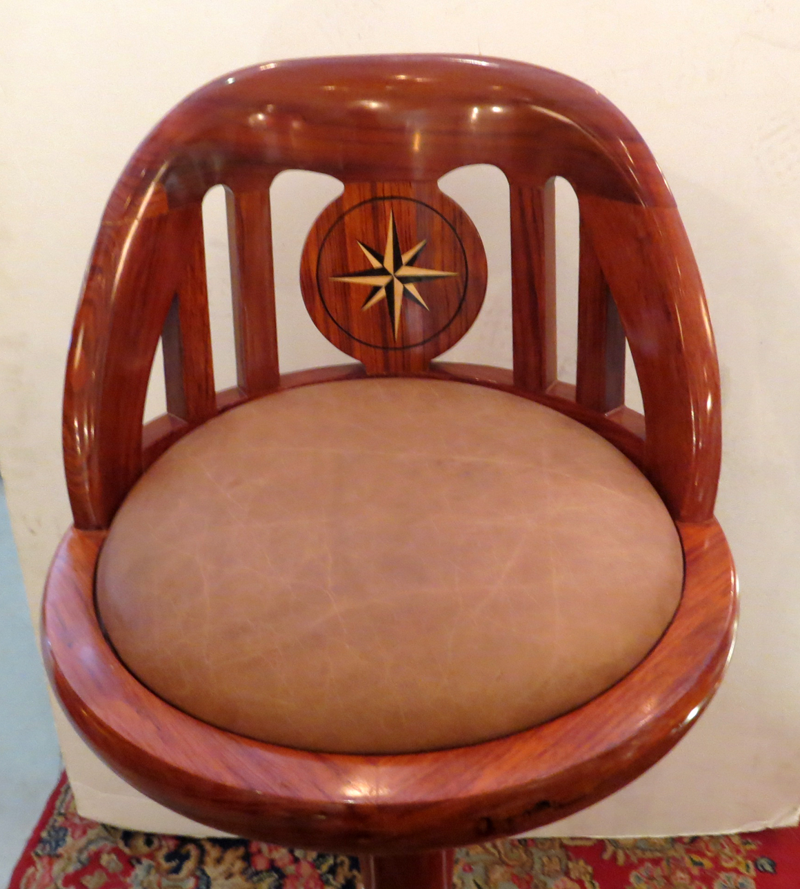 Starbay Swivel Bar Stool QUEEN MARY Modernism